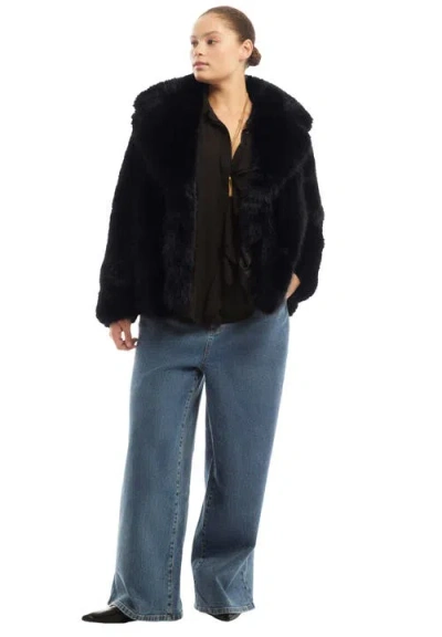 June + Vie Faux Fur Coat In Black