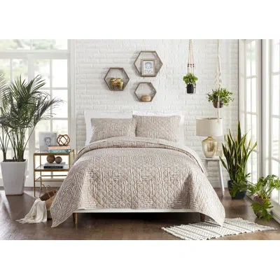 Jungalow Abrazo 100% Cotton Reversible Quilt Set – Beige Geometric Print, Modern Global Bedding In Gray;beige;cream