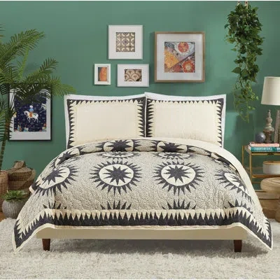 Jungalow Soleil 100% Cotton Quilt Set – Boho Medallion Pattern, Lightweight & Breathable Bedding In Black;cream