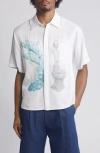 JUNGLES ORNAMENTS SHORT SLEEVE GRAPHIC BUTTON-UP SHIRT