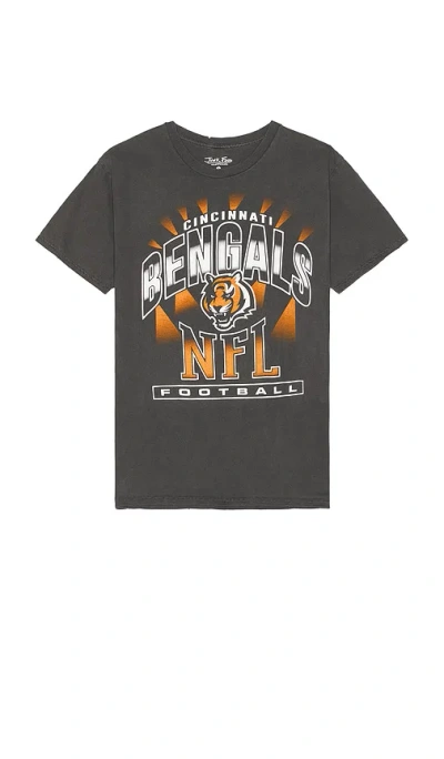 Junk Food Bengals Chrome Vintage Tee In Charcoal