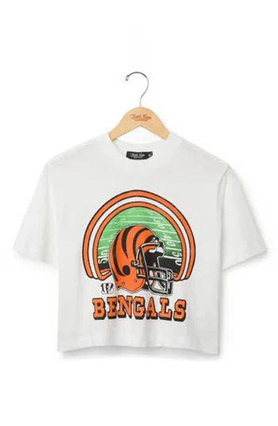 Junk Food Bengals Game Time Graphic Cropped T-shirt In White
