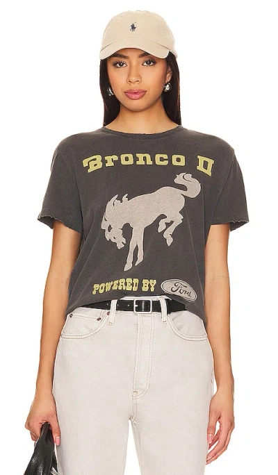 Junk Food Bronco Get Up And Go Tee In Charcoal