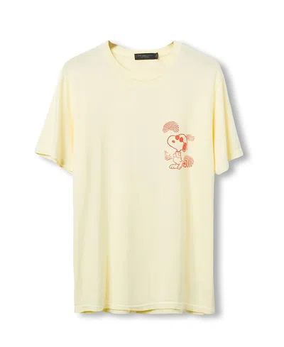 Junk Food Clothing Unisex Peanuts Snoopy Day Trippin' Vintage Tee In Yellow