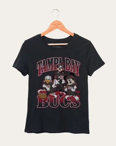Junk Food Clothing Women's Buccaneers Disney Huddle Up Tee In Black