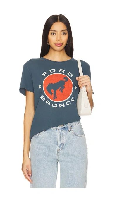 Junk Food Ford Bronco Vintage Tee In 黑海