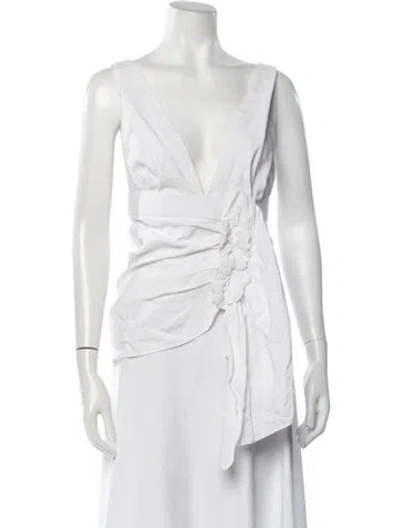 Pre-owned Just Bee Queen V-neck Sleeveless Top In White