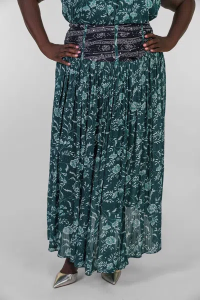 Just Bellina Folk Tribe Skirt - Plus In Metallic Black Green