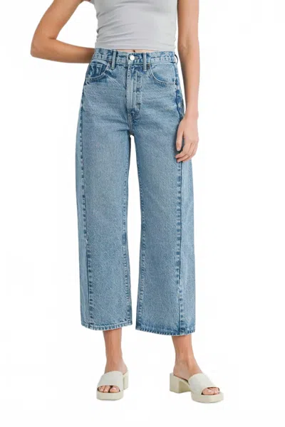 Just Black Denim Barrel Twist Jean In Medium Blue