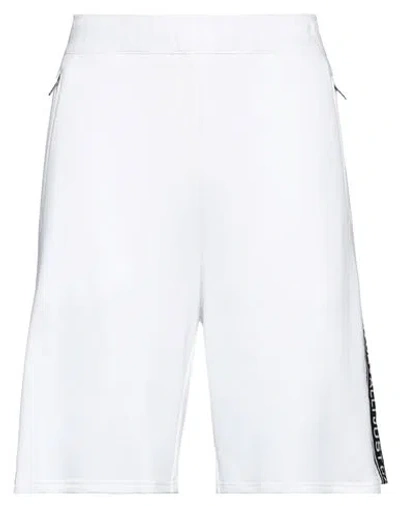 Just Cavalli Man Shorts & Bermuda Shorts White Size M Cotton