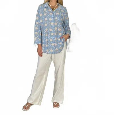 Just Darviny Boyfriend Long Sleeve Button Down Shirt In Lotus Flower French Blue