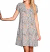 Just Darviny Sally Floral V-neck Mini Dress In Mint In Gray
