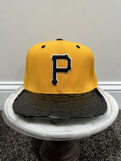 Pre-owned Just Don Rsvp Mlb Pittsburgh Pirates Yellow Python Hat