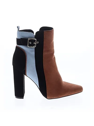 Pre-owned Just Fab Ankle Boots In Brown