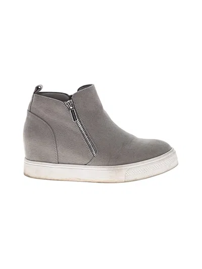 Pre-owned Just Fab Ankle Boots In Gray