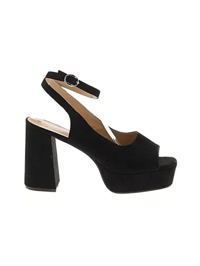 Pre-owned Just Fab Heels In Black