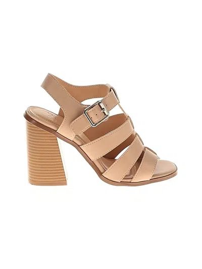 Pre-owned Just Fab Heels In Brown