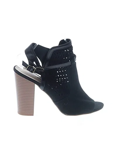 Pre-owned Just Fab Sandals In Black
