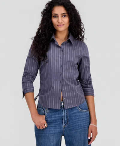 Just Polly Juniors' Cinched-hem Striped Shirt In Charcoal White