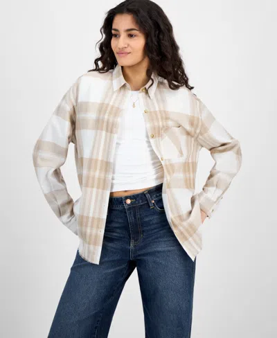 Just Polly Juniors' Girlfriend Frayed-hem Plaid Shirt In White