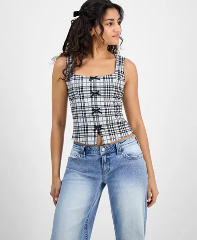 Just Polly Juniors' Menswear Bow-trim Vest Top In White
