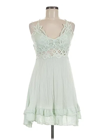 Pre-owned Justify Cocktail Dress In Green