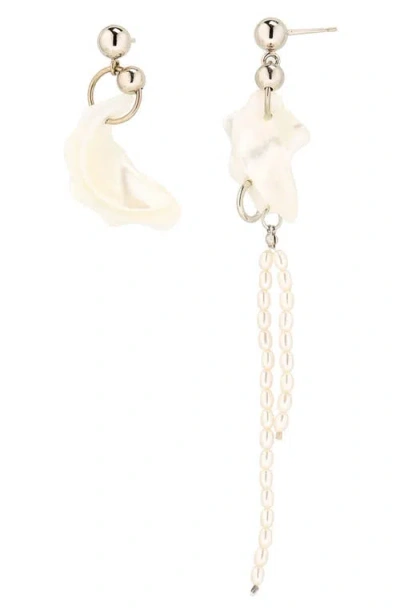 Justine Clenquet Alba Mismatched Seashell Earrings In Gold