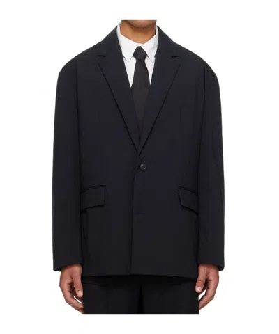 Juunj Button-down Flat-collar Blazer In Black