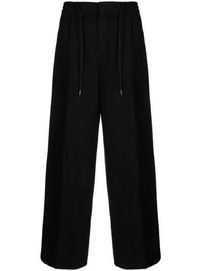 Juunj Pleated Wide-leg Trousers In 5 Black