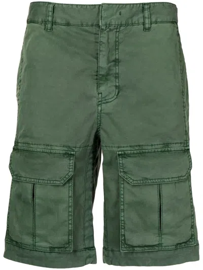 Juunj Knee-length Cargo Shorts In Grün