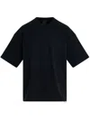Juunj Semi-over Fit Graphic Embroidered T-shirt In Schwarz