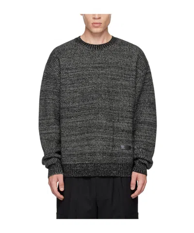 Juunj Logo Sticker Sweater In Black