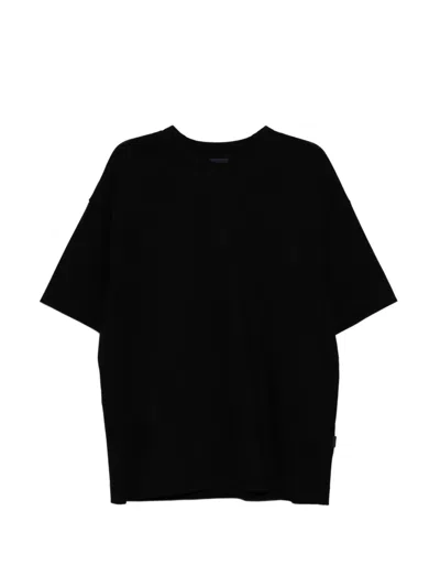 Juunj Logo-embroidered Dropped-shoulder T-shirt In Black