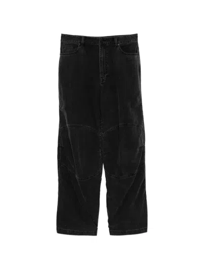 Juunj Logo-patch Jeans In Black