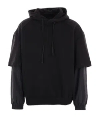 Juunj Long-sleeved Sweater In Black