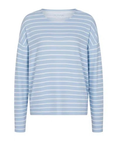 Juvia Striped Pattern Pajamas In Blue