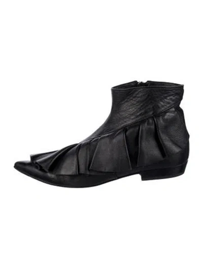 Pre-owned Jw Anderson Leather Boots In Black