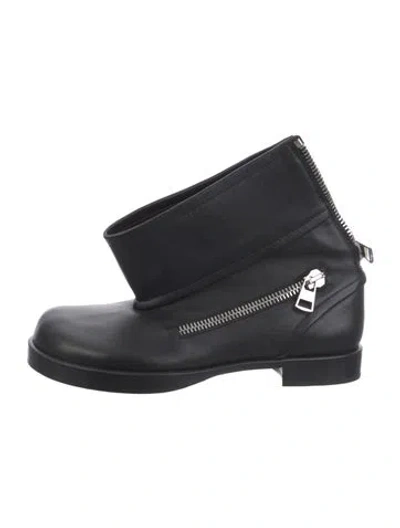 Pre-owned Jw Anderson Leather Moto Boots In Black