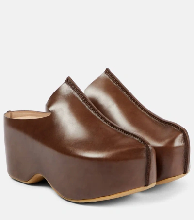 Jw Anderson Leather Platform Clogs In Brown