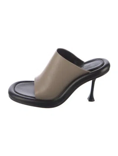Pre-owned Jw Anderson Leather Slides In Neutral