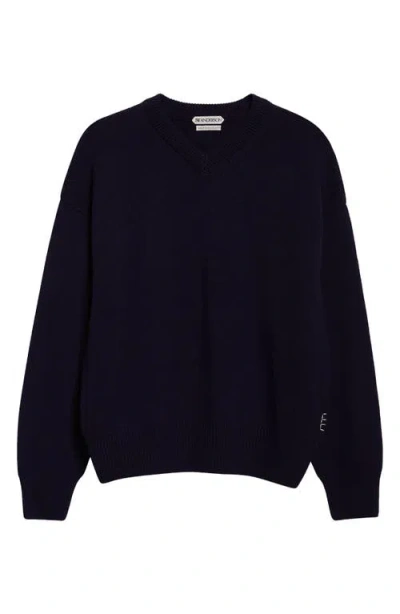Jw Anderson Loafer Stitch Cashmere V-neck Sweater In Black