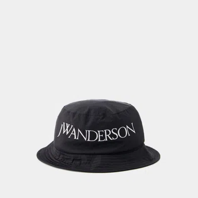 JW ANDERSON JW ANDERSON LOGO BUCKET HAT