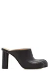 Jw Anderson J.w. Anderson Heeled Paw Leather Mules In Black