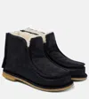 Jw Anderson Shearling-lined Leather Ankle Boots In Schwarz