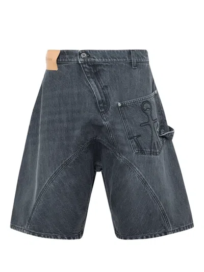 Jw Anderson Twisted Anchor-pocket Denim Shorts In Gray
