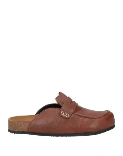 Jw Anderson Woman Mules & Clogs Brown Size 6 Leather