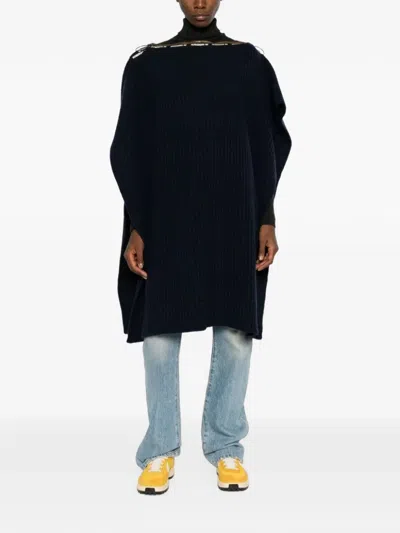 Jw Anderson X A.p.c. Ribbed-knit Zip-detail Poncho In Black