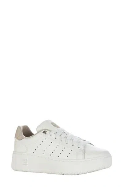K-swiss Classic Pf Platform Sneaker In Strwh/doeskin/perl