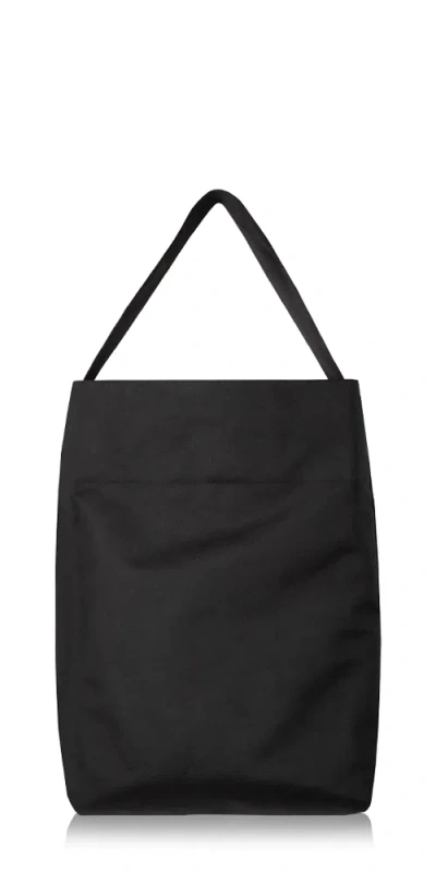 Kaan Waterproof Bucket Tote Black
