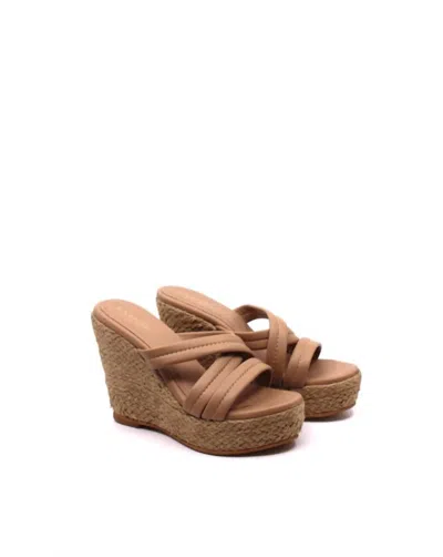 Kaanas San Vito Wedge In Almond In Brown